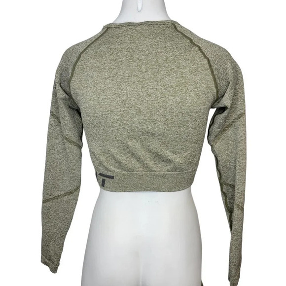 ECHT  Arise Scrunch Long Sleeve Crop Top - Picture 4 of 5